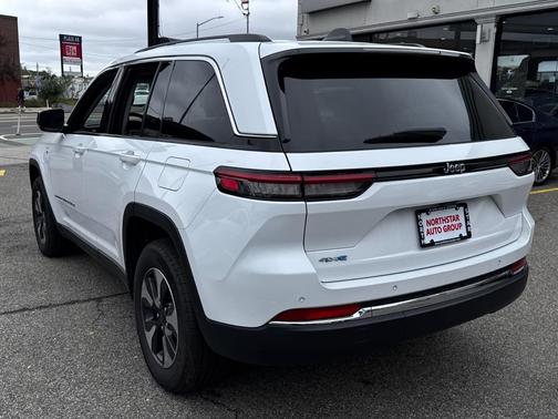 2023 Jeep Grand Cherokee 4xe Base