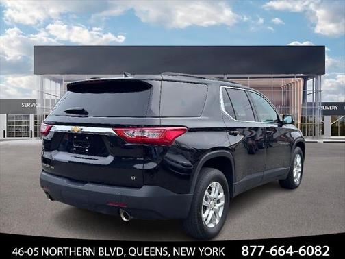 2021 Chevrolet Traverse LT Leather