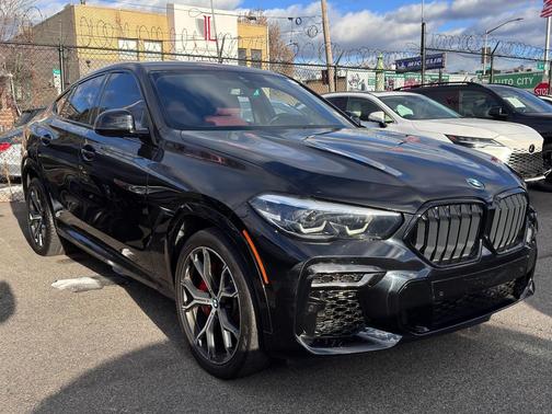 2022 BMW X6 xDrive40i