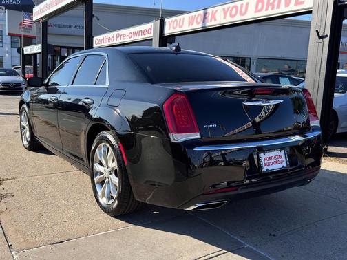 2018 Chrysler 300 Limited