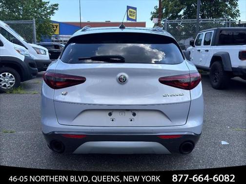 2022 Alfa Romeo Stelvio Ti