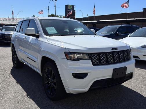 2019 Jeep Grand Cherokee Altitude