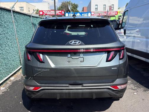 2022 Hyundai TUCSON SEL