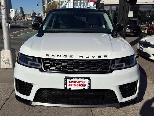 2022 Land Rover Range Rover Sport HSE Silver Edition