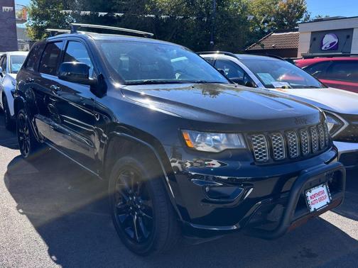 2017 Jeep Grand Cherokee Altitude