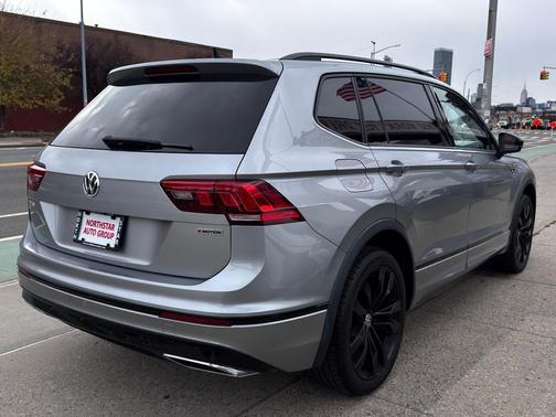 2021 Volkswagen Tiguan 2.0T SE R-Line Black 4MOTION