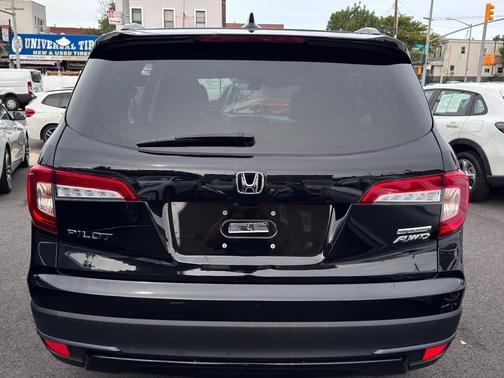 2022 Honda Pilot AWD Special Edition