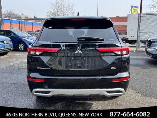 2022 Mitsubishi Outlander SEL Special Edition S-AWC