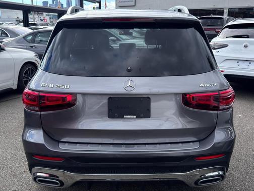 2021 Mercedes-Benz GLB 250 4MATIC
