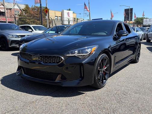 2022 Kia Stinger GT2