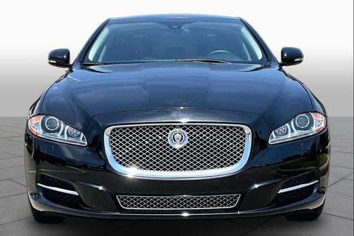Ultimate Black 2013 Jaguar XJ Base