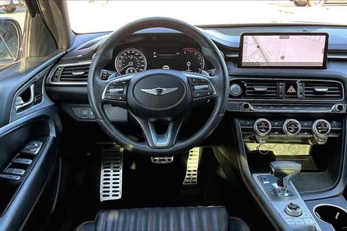 2023 Genesis G70 2.0T