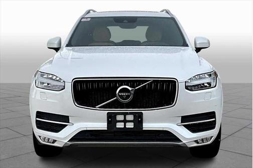 2018 Volvo XC90 T6 Momentum