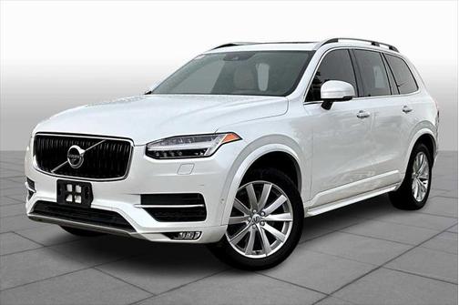 2018 Volvo XC90 T6 Momentum