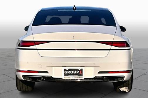 2024 Genesis G90 e-SC