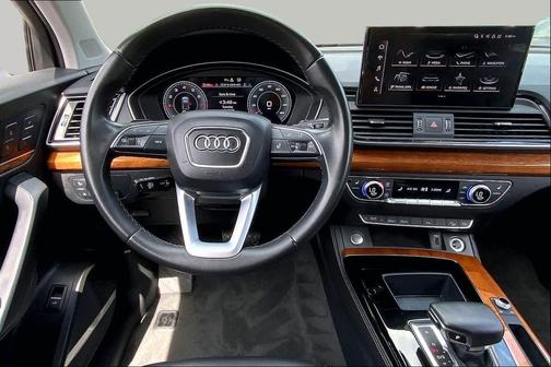 Chronos Gray Metallic 2023 Audi Q5 45 S line Premium Plus