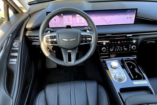 2025 Genesis G80 2.5T