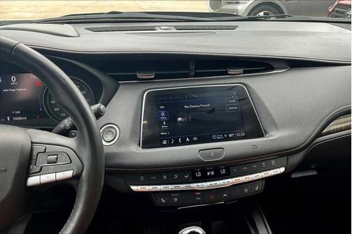 2021 Cadillac XT4 Premium Luxury