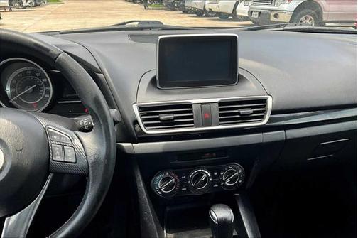 2015 Mazda Mazda3 i Touring