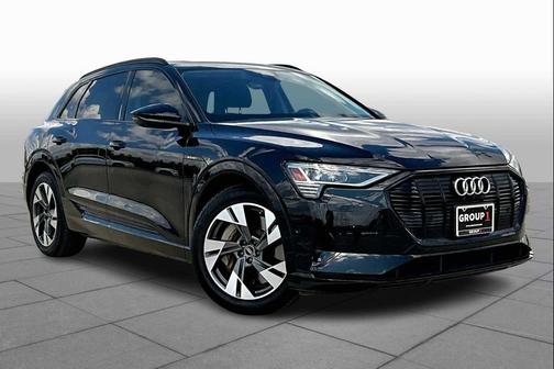2022 Audi e-tron Premium
