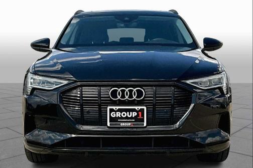2022 Audi e-tron Premium