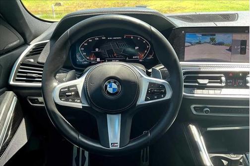 2023 BMW X6 M50i