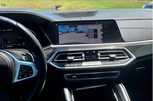 2023 BMW X6 M50i