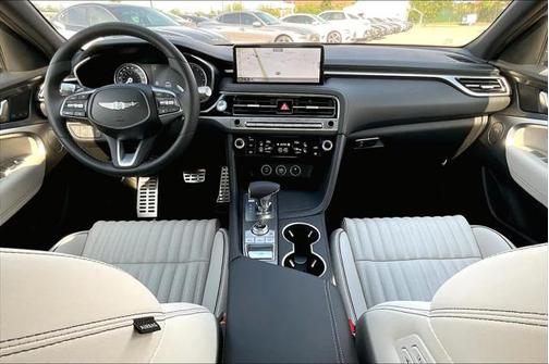 2025 Genesis G70 2.5T RWD