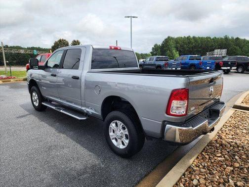 2024 RAM 2500 Big Horn Crew Cab 4x4 64' Box