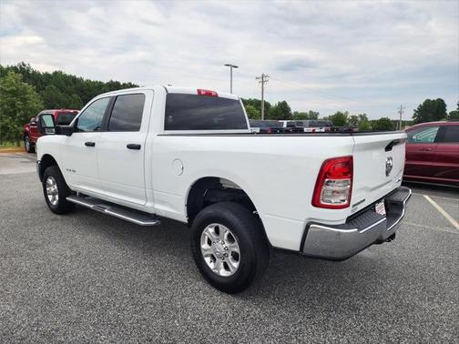 2024 RAM 2500 Big Horn Crew Cab 4x4 64' Box