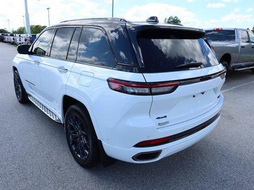 2025 Jeep Grand Cherokee Summit Reserve 4x4