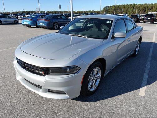 2022 Dodge Charger SXT RWD