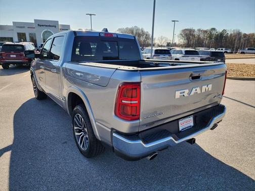 2025 RAM 1500 Limited Crew Cab 4x4 57' Box