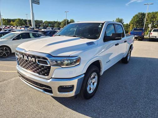 2025 RAM 1500 Big Horn Crew Cab 4x4 57' Box