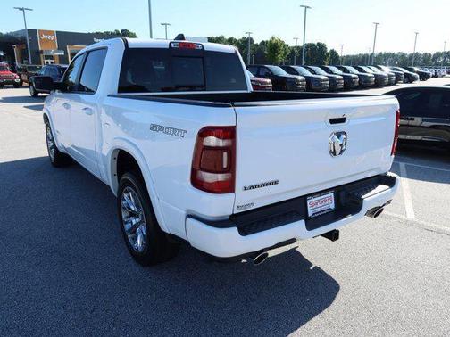 2021 RAM 1500 Laramie Crew Cab 4x2 57' Box