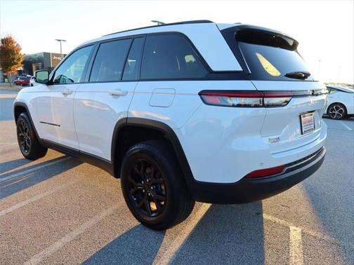 2024 Jeep Grand Cherokee Altitude X 4x2