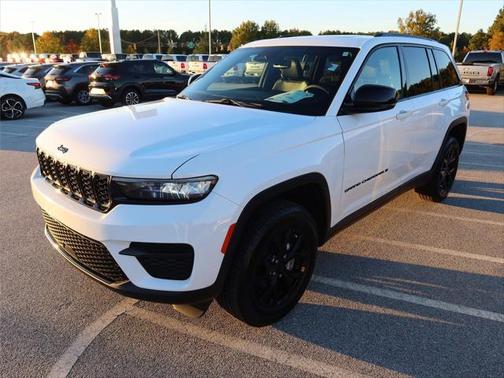 2024 Jeep Grand Cherokee Altitude X 4x2