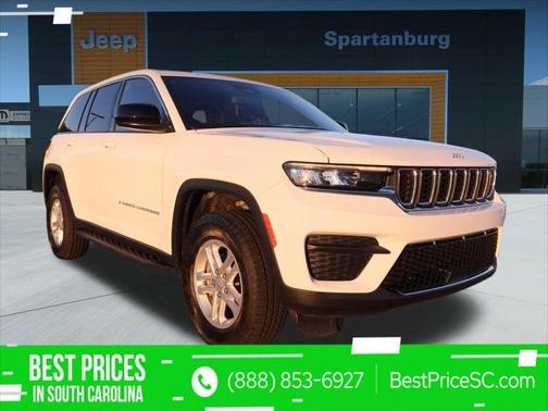 2024 Jeep Grand Cherokee Laredo 4x4