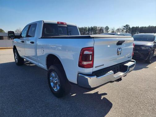 2024 RAM 2500 Big Horn Crew Cab 4x4 64' Box