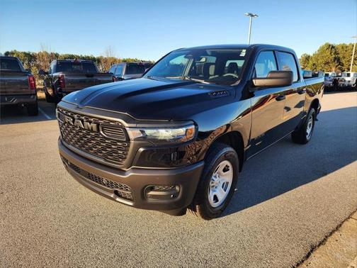 2025 RAM 1500 Tradesman Crew Cab 4x4 57' Box