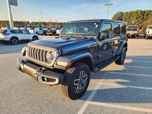 2025 Jeep Wrangler 4-Door Sahara 4x4