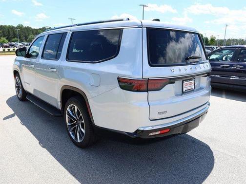 2024 Jeep Wagoneer L Series II 4x4