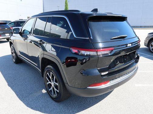 2024 Jeep Grand Cherokee Limited 4x2
