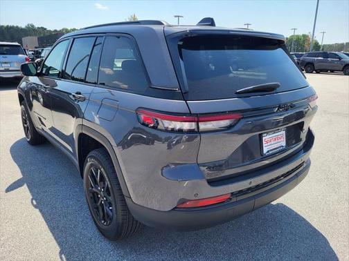 2024 Jeep Grand Cherokee Altitude 4x4