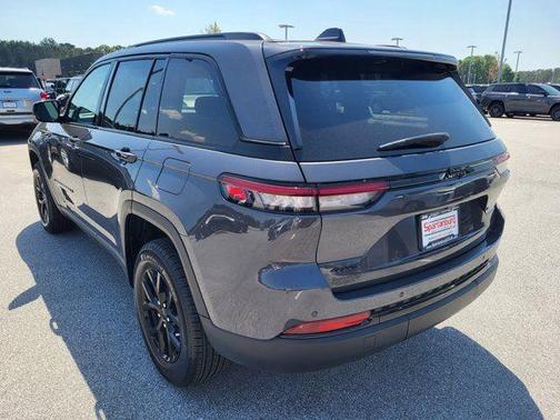 2024 Jeep Grand Cherokee Altitude 4x4
