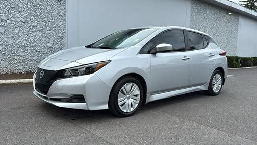 2023 Nissan Leaf S