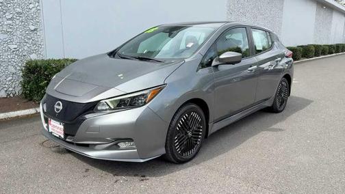 2023 Nissan Leaf SV PLUS