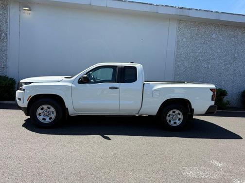 Glacier White 2023 Nissan Frontier S