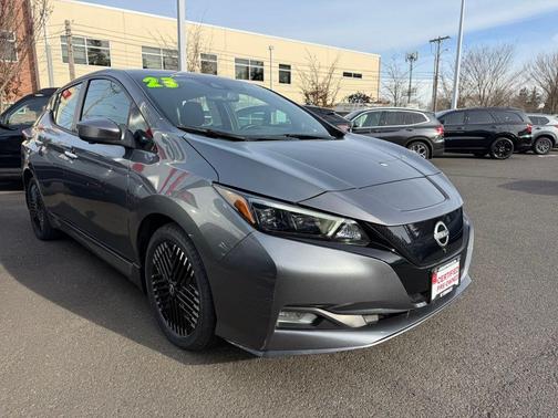 2023 Nissan Leaf SV PLUS