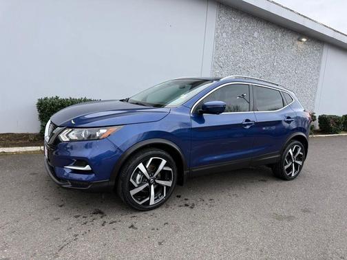 2022 Nissan Rogue Sport SL